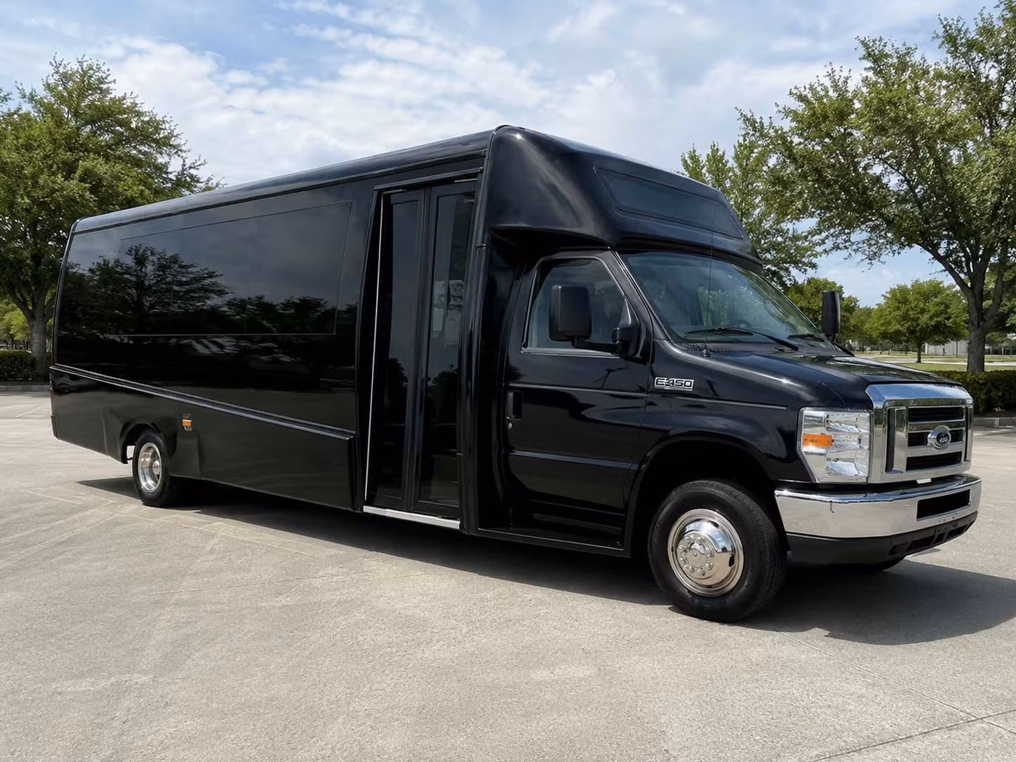 18 passenger minibus